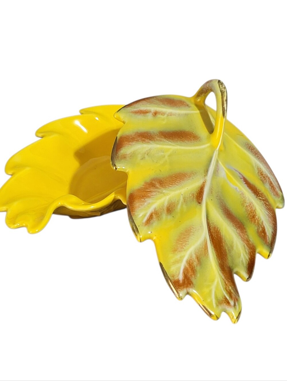 Vintage California USA Pottery #810 Covered Yellow Leaf Dish Bowl Retro MCM
